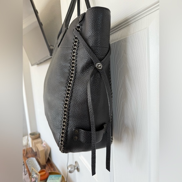 Coach Tatum Tall Tote in black pebble leather with Whiplash chain detail - Picture 3 of 16